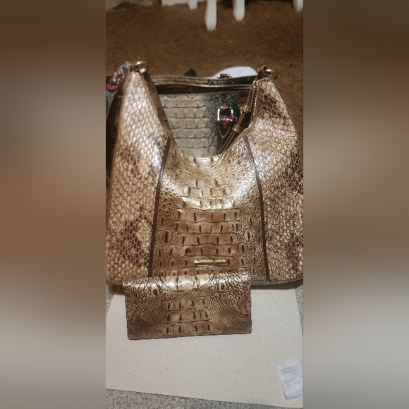 SOLDDD!!!!!!!!!!!!!!!!!!!!Brahmin Tabitha handbag and wallet - Picture 2 of 7
